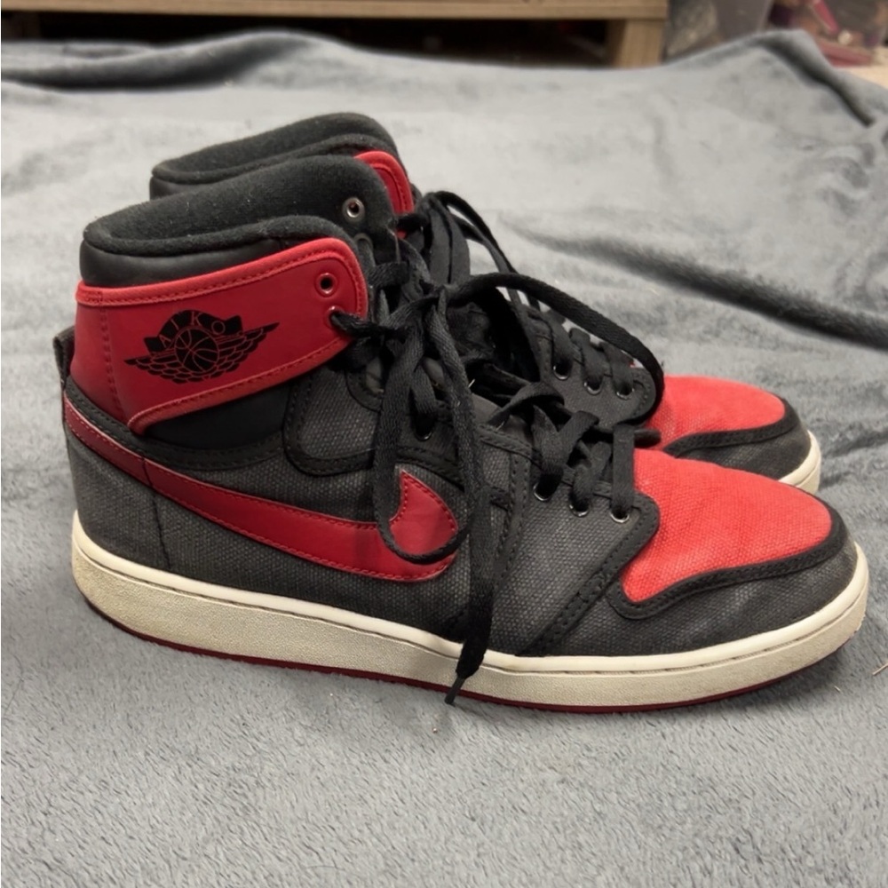 Men’s Jordan Retro 1 - size 9